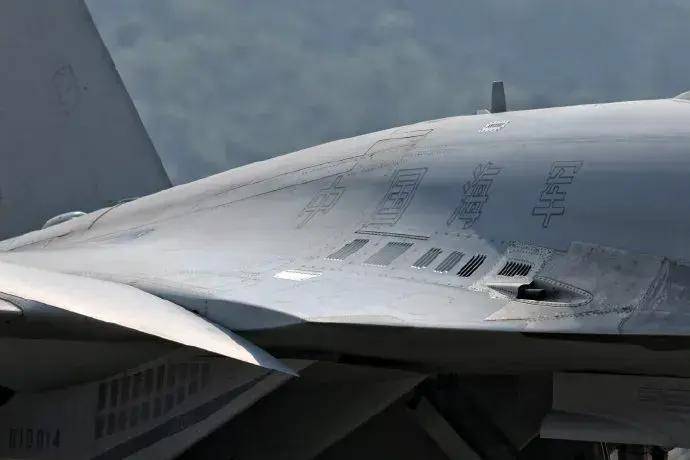 6型侧卫齐聚珠海<strong></p>
<p>mbeax东南亚货币交易</strong>!歼-16和苏-35S孰强孰弱?歼-15T才是最强侧卫?