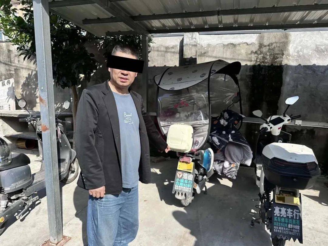 “我车被偷了<strong></p>
<p>关于etf套利交易</strong>,车上有块毒猪肉!”男子深夜报警,结局大反转