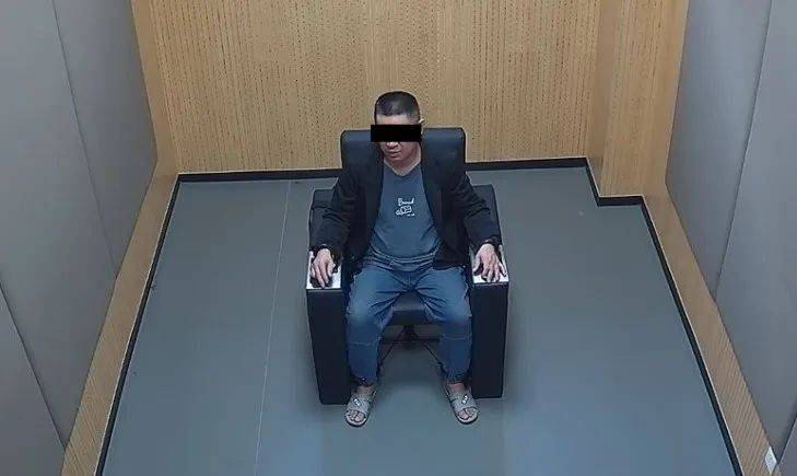 “我车被偷了<strong></p>
<p>关于etf套利交易</strong>,车上有块毒猪肉!”男子深夜报警,结局大反转