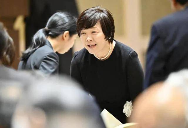 辞职了<strong></p>
<p>关于etf套利交易</strong>!这届石破茂内阁为何如此短命?