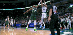 硬扛字母哥垫脚“绝招”<strong></p>
<p>关于etf套利交易</strong>,“铁人”塔图姆赛后怒喷裁判