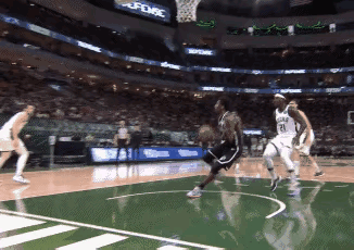 硬扛字母哥垫脚“绝招”<strong></p>
<p>关于etf套利交易</strong>,“铁人”塔图姆赛后怒喷裁判