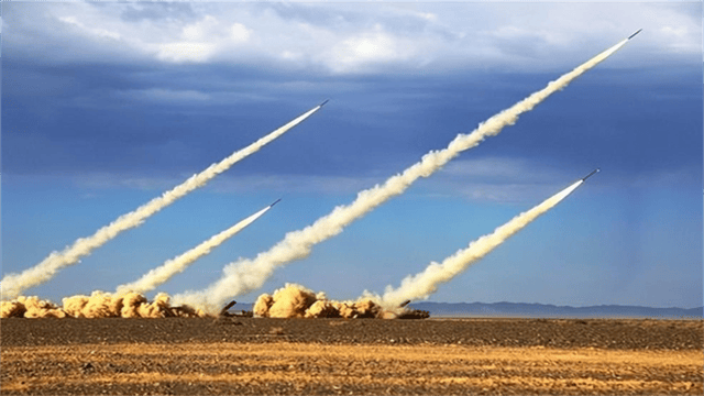 台湾高喊“决战”?百余辆坦克开上马路<strong></p>
<p>关于etf套利交易</strong>,但真打起来,开场即结束