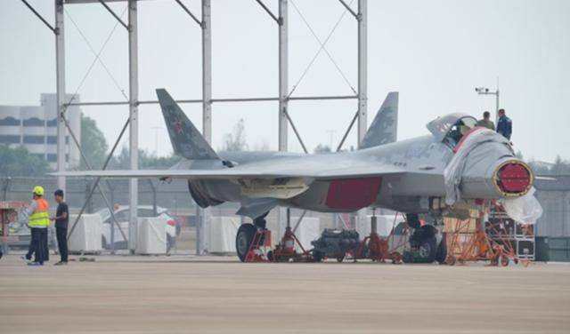 俄罗斯真实在！苏57拆下雷达罩<strong></p>
<p>可以交易公信宝的网站</strong>，弹舱打开随便看，背后用意不一般