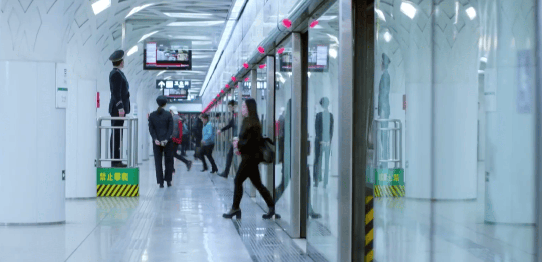 “地铁换乘路线比我的命还长”<strong></p>
<p>炒币入门专业教程</strong>，大城市通勤很难不被它逼疯