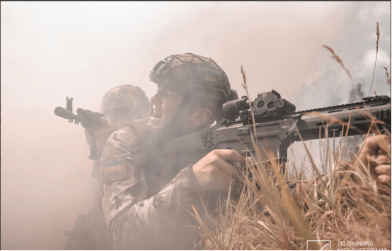 血战库尔斯克<strong></p>
<p>炒币入门专业教程</strong>，2个月伤亡8万人，俄军才明白我军三三制有多厉害