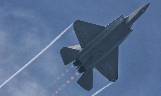 歼35一言不合开加力!拉出漂亮马赫环垂直爬升<strong></p>
<p>炒币入门专业教程</strong>,为何不如苏57精彩