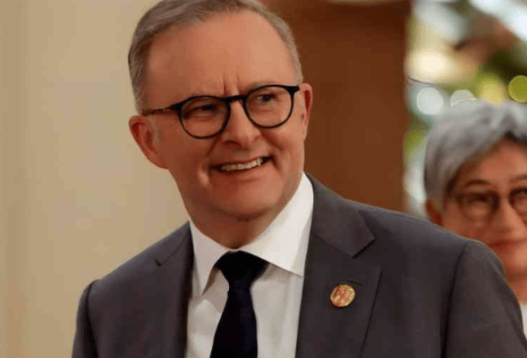 扛不住了！就在刚刚<strong></p>
<p>币圈交易30秒看涨跌</strong>，1000多万民众发声，希望中方不计前嫌伸“援手”