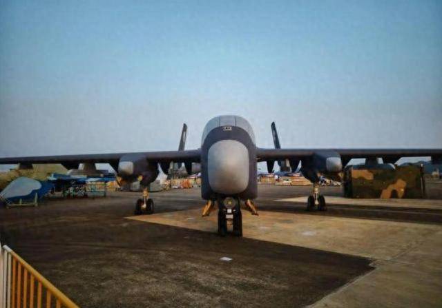 真正的航母杀手！全天候饱和式打击<strong></p>
<p>现货otc交易模式</strong>，解放军的“硬货”藏不住了