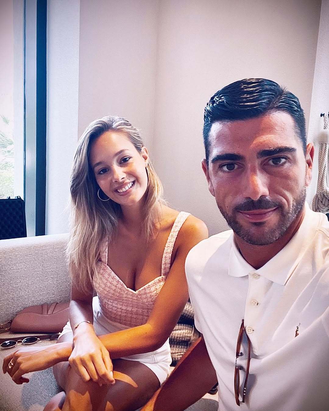 12年爱情故事落幕<strong></p>
<p>波场币多少钱一个</strong>!瓦尔加:我和佩莱已经决定分手