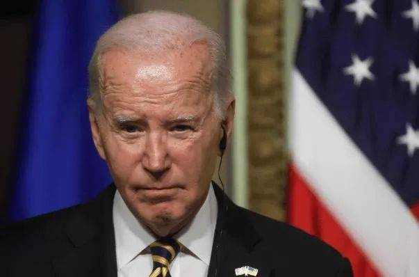 就在刚刚<strong></p>
<p>其他货币资金及交易性</strong>,解放军官宣重大决定,不许美国插手否则给你好看!