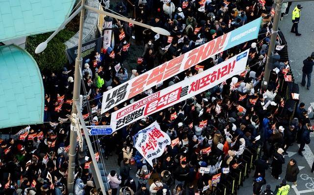 弹劾尹锡悦动议破产<strong></p>
<p>binance哪里下载</strong>，韩国执政党耍无赖：人不交、总统权力也不交