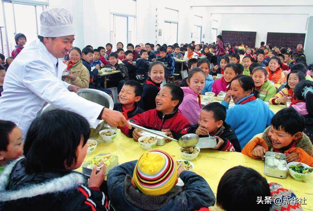 瞭望·治国理政纪事|“<strong></p>
<p>binance哪里下载</strong>我也是个老基层”