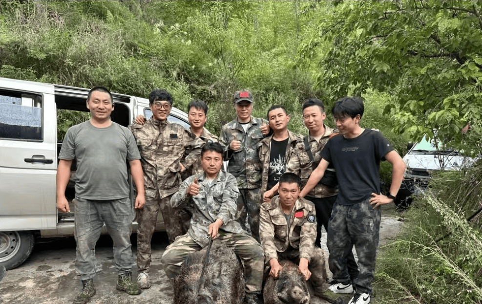 揭秘“野猪猎捕队”丨海拔3000米高山密林<strong></p>
<p>货币的时间价值</strong>,记者跟队直击猎捕野猪全过程