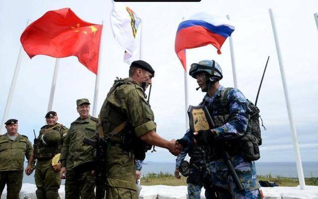 中俄之间<strong></p>
<p>货币的时间价值</strong>，还有“疙瘩”没解开？梅德韦杰夫主动提出2个解决方案