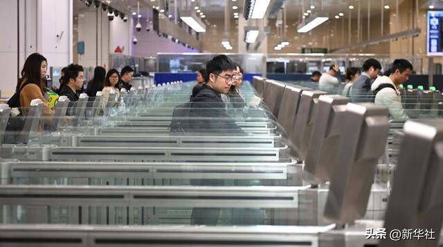 盛世濠江写新篇——以习近平同志为核心的党中央关心澳门发展纪实