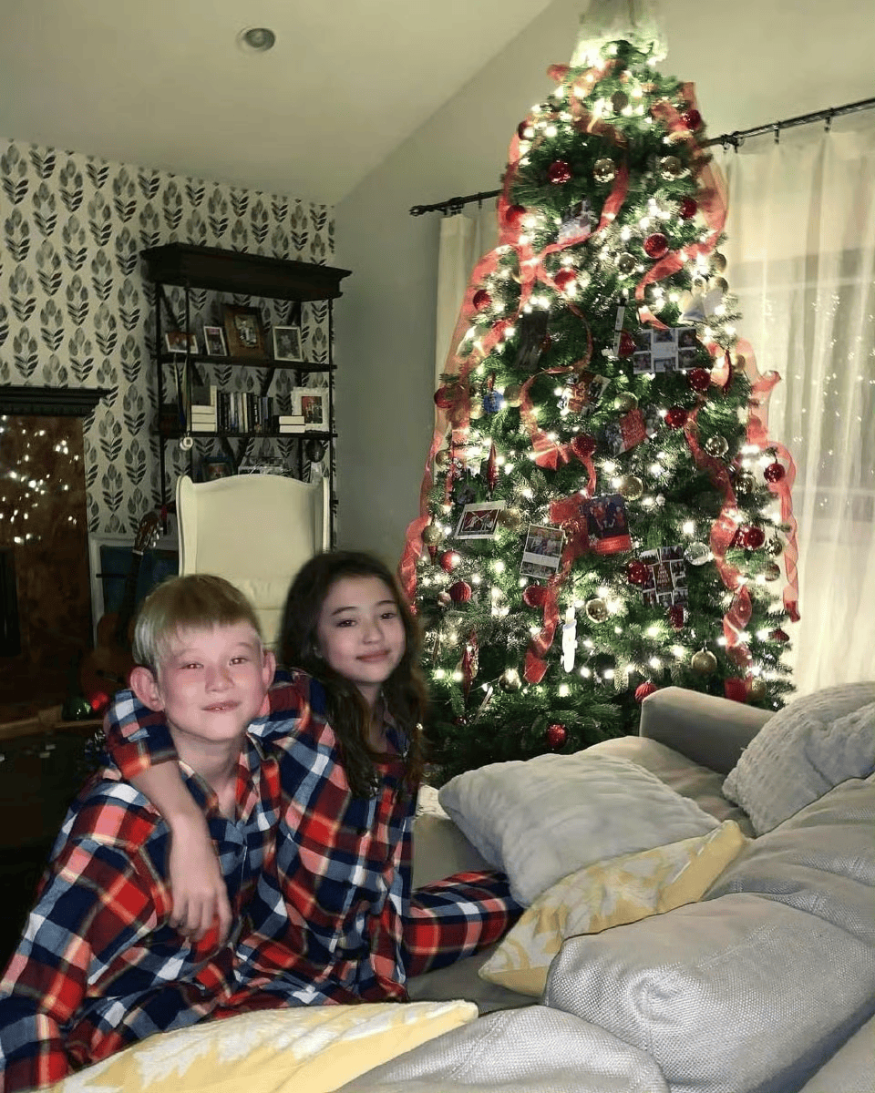 德韩混血造就“人间颜值奇迹”<strong></p>
<p>货币的时间价值</strong>,被誉为小Jennie的Ella Gross出道即巅峰!