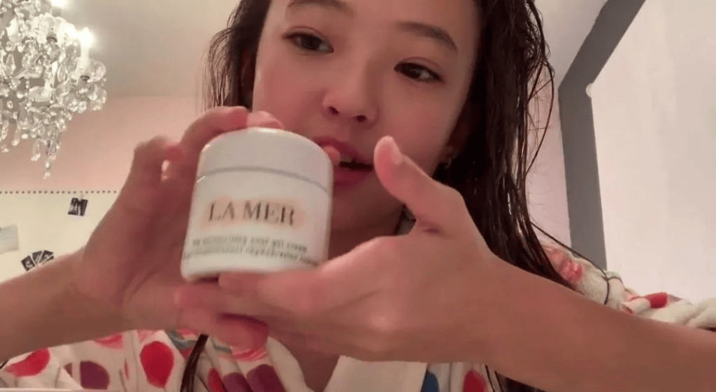 德韩混血造就“人间颜值奇迹”<strong></p>
<p>货币的时间价值</strong>,被誉为小Jennie的Ella Gross出道即巅峰!