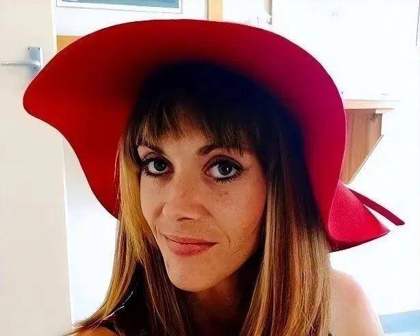 马斯克的“疯狂”父亲<strong></p>
<p>高频炒币工具推荐</strong>，3段婚姻7个孩子，与35岁继女再育新生命