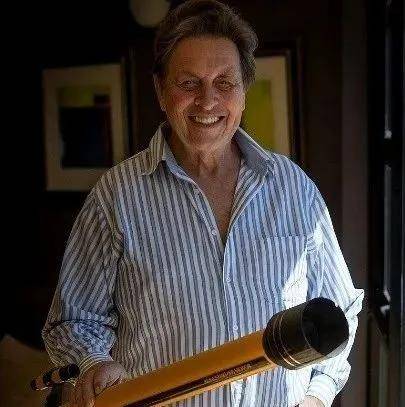 马斯克的“疯狂”父亲<strong></p>
<p>高频炒币工具推荐</strong>，3段婚姻7个孩子，与35岁继女再育新生命