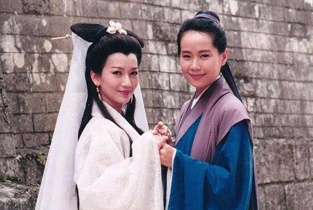 曝61岁叶童香港行生图<strong></p>
<p>炒币需要知道哪些知识</strong>，身材干瘪脸上画大浓妆，多人追着索要签名