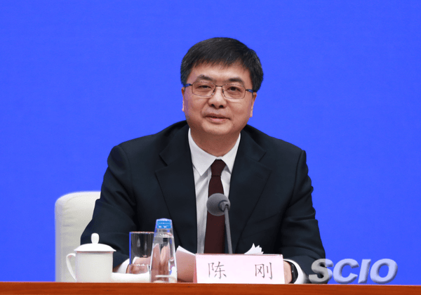 中共中央决定:刘宁、陈刚履新职