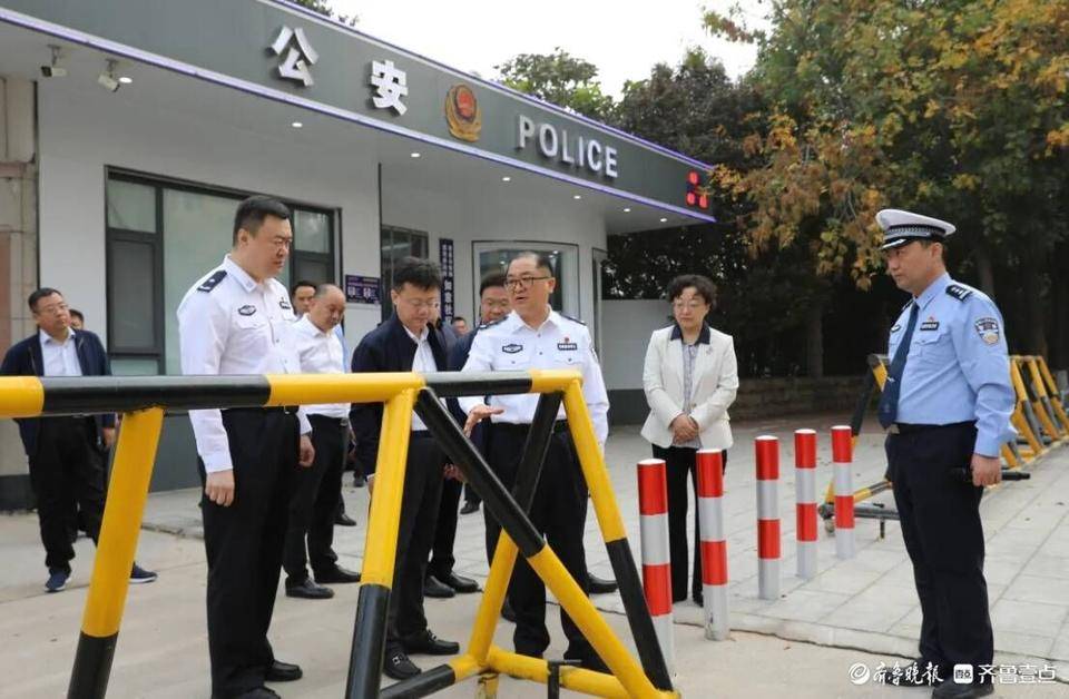 用坚实脚步书写畅安画卷<strong></p>
<p>binance查询币价</strong>!这是聊城公安交警的2024