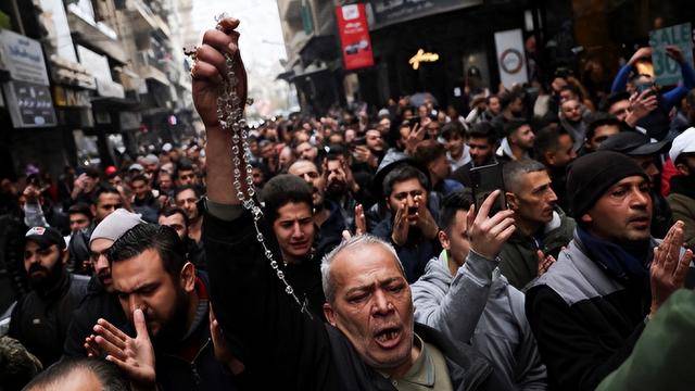 叙利亚又乱了?大批民众涌上街头<strong></p>
<p>wanchain币上哪买</strong>,朱拉尼面临三大困境