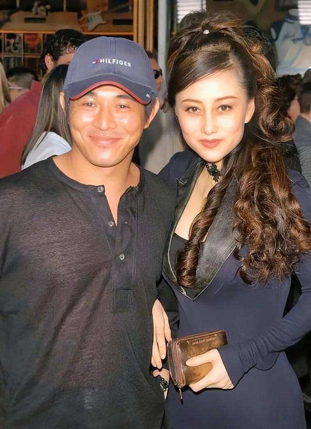 李连杰:后事一切从简<strong></p>
<p>债券交易业务包括</strong>,不用立碑也不用办丧事,树葬海葬都可以