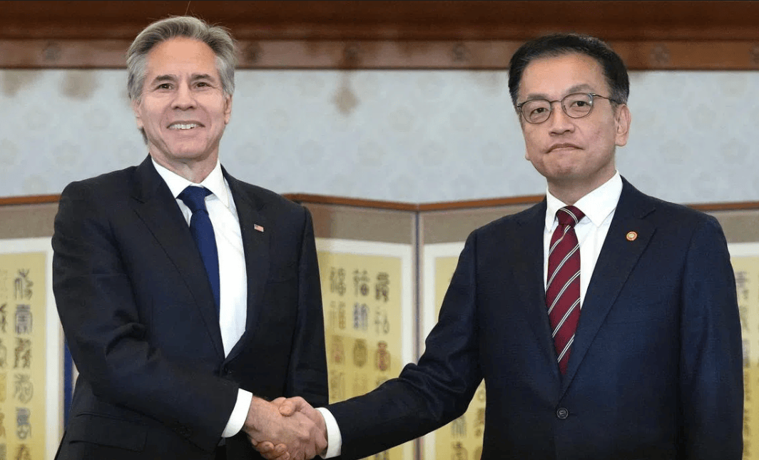 布林肯:玩归玩<strong></p>
<p>恒生etf交易规则</strong>,闹归闹,别拿感情开玩笑