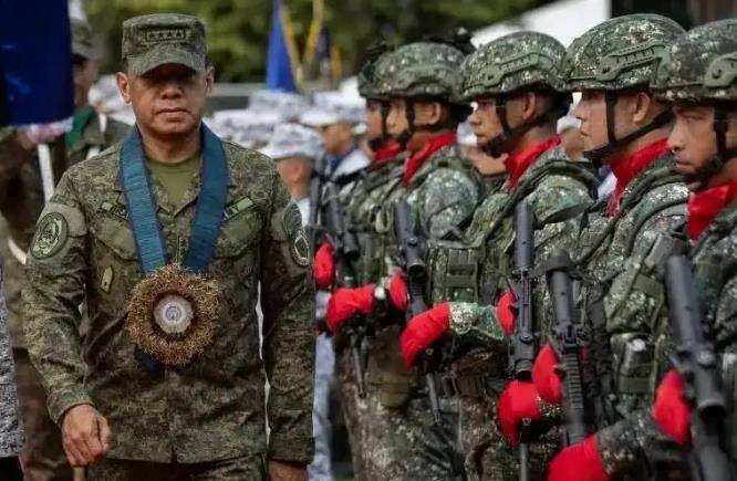 杜特尔特一败涂地<strong></p>
<p>恒生etf交易规则</strong>，父女被逐出国安委，马科斯的手段果然不简单！