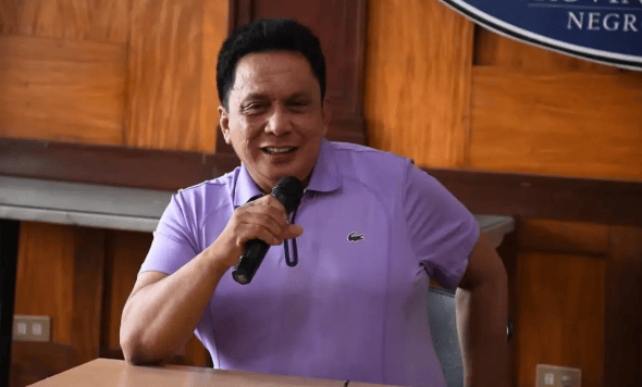 马科斯下台已成定局?杜特尔特终于出山<strong></p>
<p>债券现券交易收费标准</strong>!17万菲军恐将站队