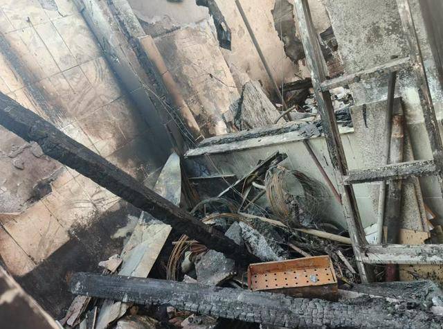 离谱!北京一女子电热毯起火后换房接着睡<strong></p>
<p>刷快币的软件下载</strong>,烧毁一排房屋……