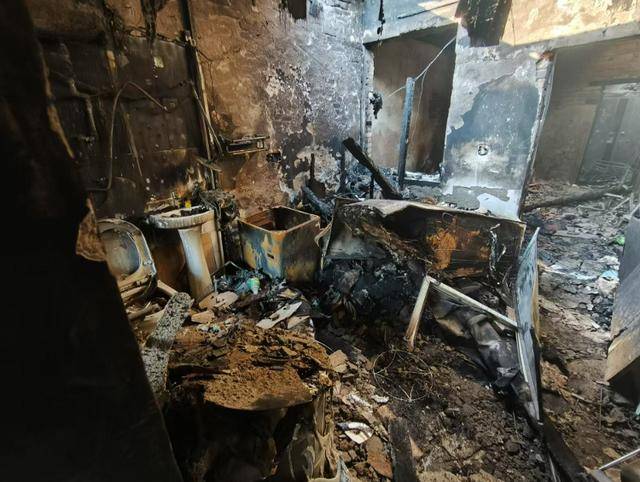 离谱!北京一女子电热毯起火后换房接着睡<strong></p>
<p>刷快币的软件下载</strong>,烧毁一排房屋……