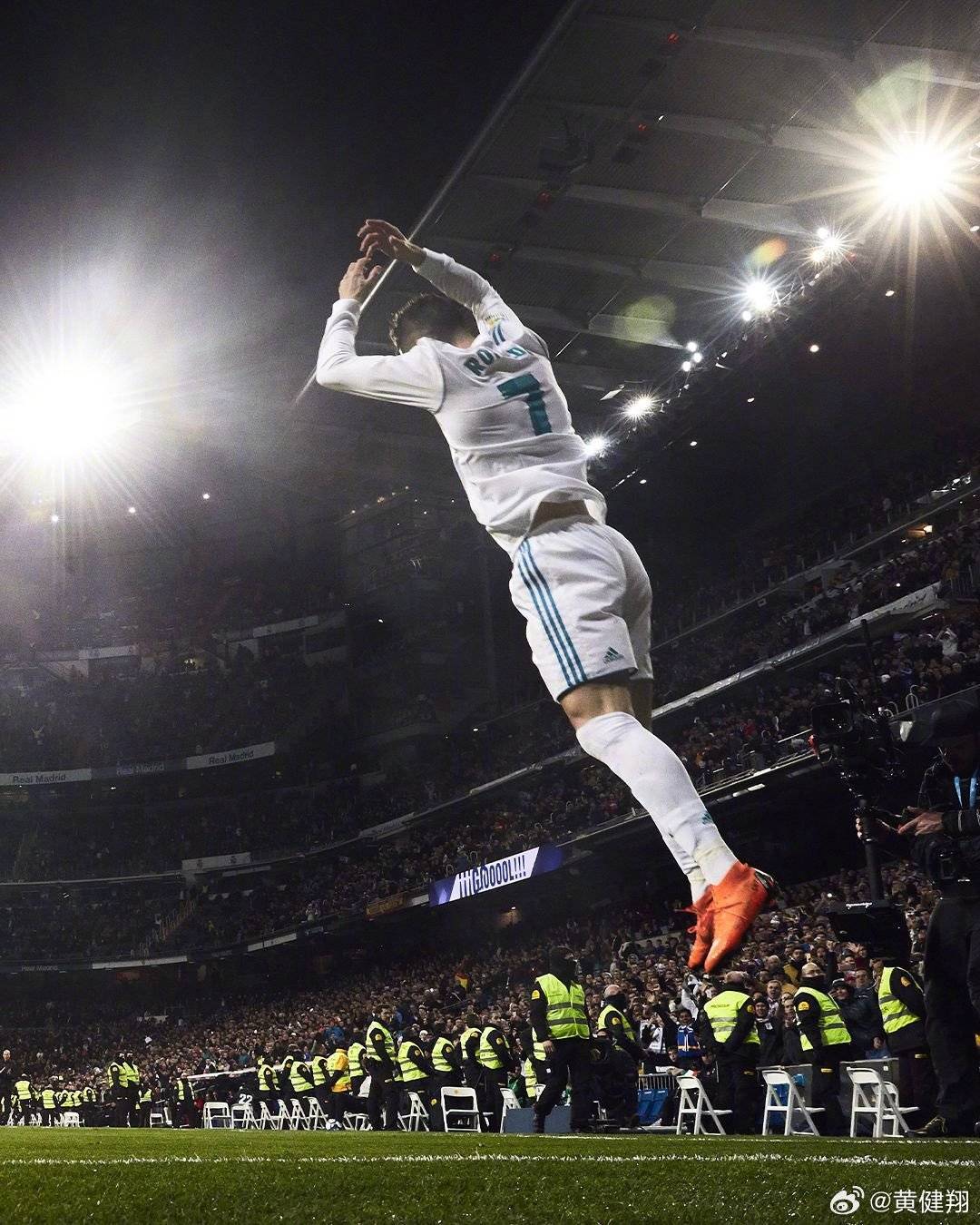 真爱！黄健翔近千字祝福C罗：近乎变态的自我要求<strong></p>
<p>币圈比较好的论坛</strong>，圣人般的存在