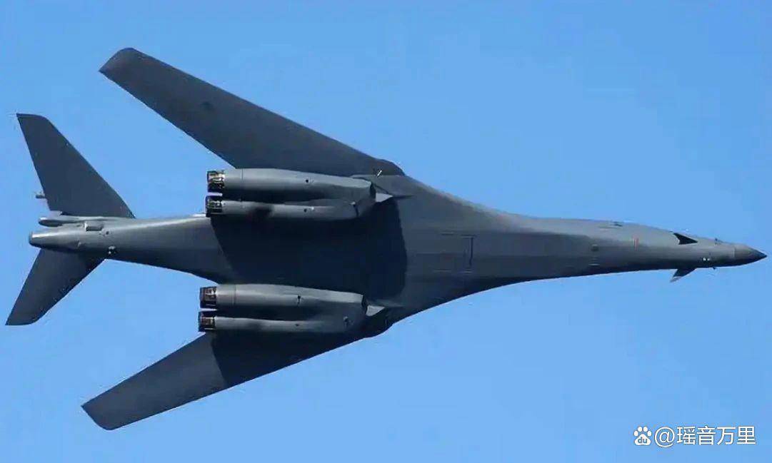 美轰炸机开路<strong></p>
<p>债券市场交易时间</strong>，菲战机飞越黄岩岛，解放军055编队直插菲腹地！