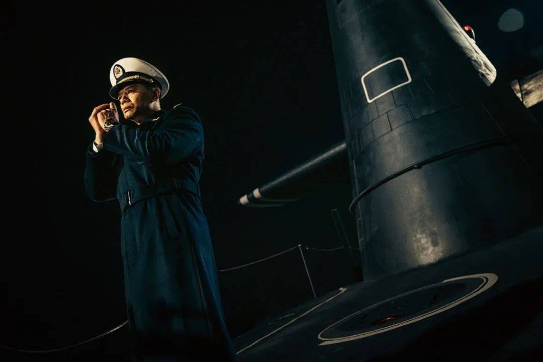 电影《蛟龙行动》:<strong></p>
<p>债券市场交易时间</strong>我们也要有一部自己的潜艇电影