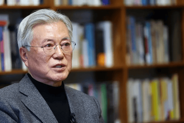 文在寅:为提拔尹锡悦为检察总长感到后悔不已<strong></p>
<p>好用的换ip软件</strong>,对韩国国民感到歉疚