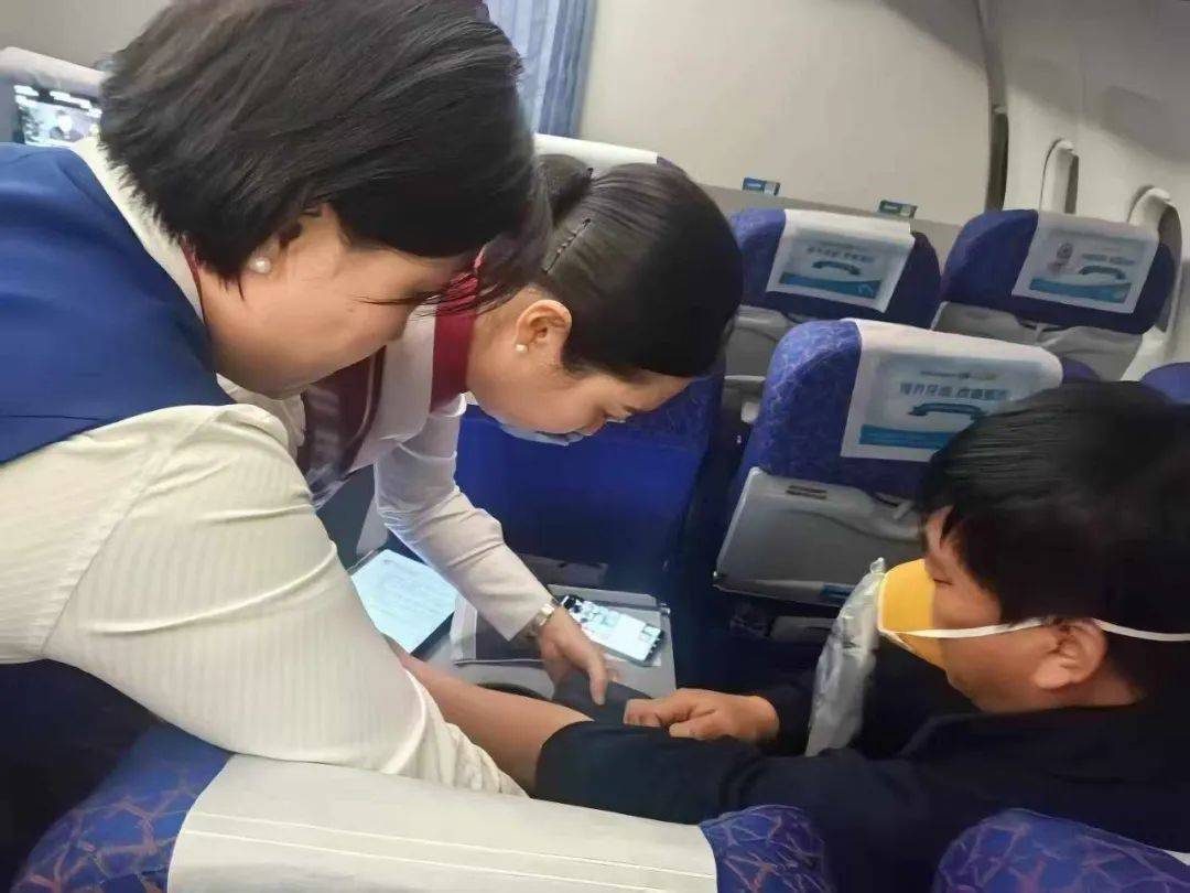 事发昨日凌晨<strong></p>
<p>好用的换ip软件</strong>!飞往沈阳的“CZ6304”紧急备降