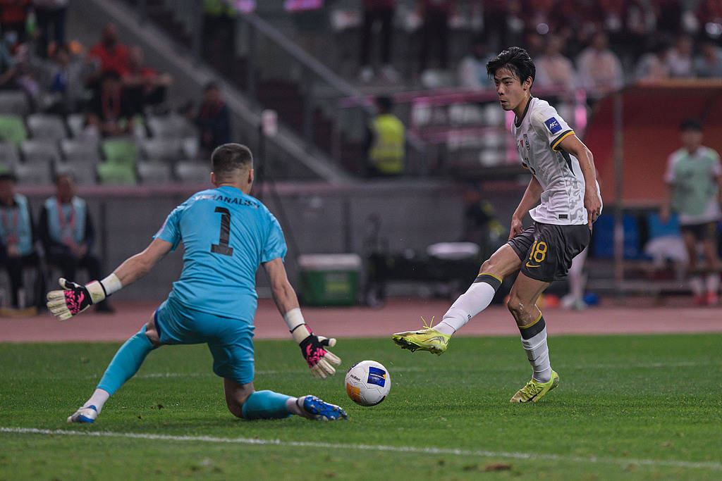 U20亚洲杯-朱鹏宇替补进2球王钰栋点射 国青5-2两连胜提前出线