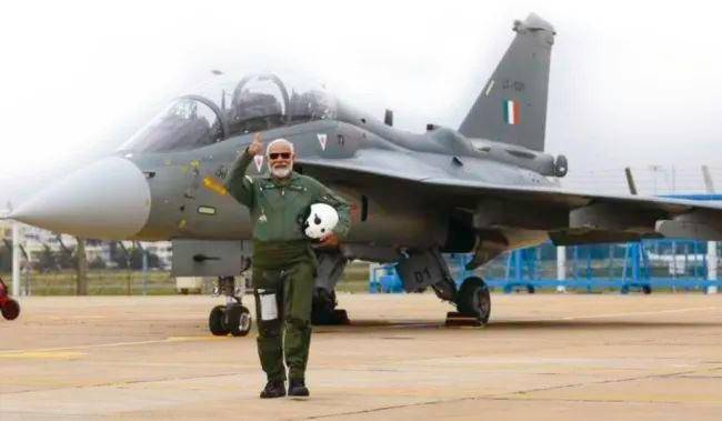 印度军方爆出惊人内幕<strong></p>
<p>换ip地址app软件下载</strong>,光辉战机形同作秀,暴露印度空军真实水平