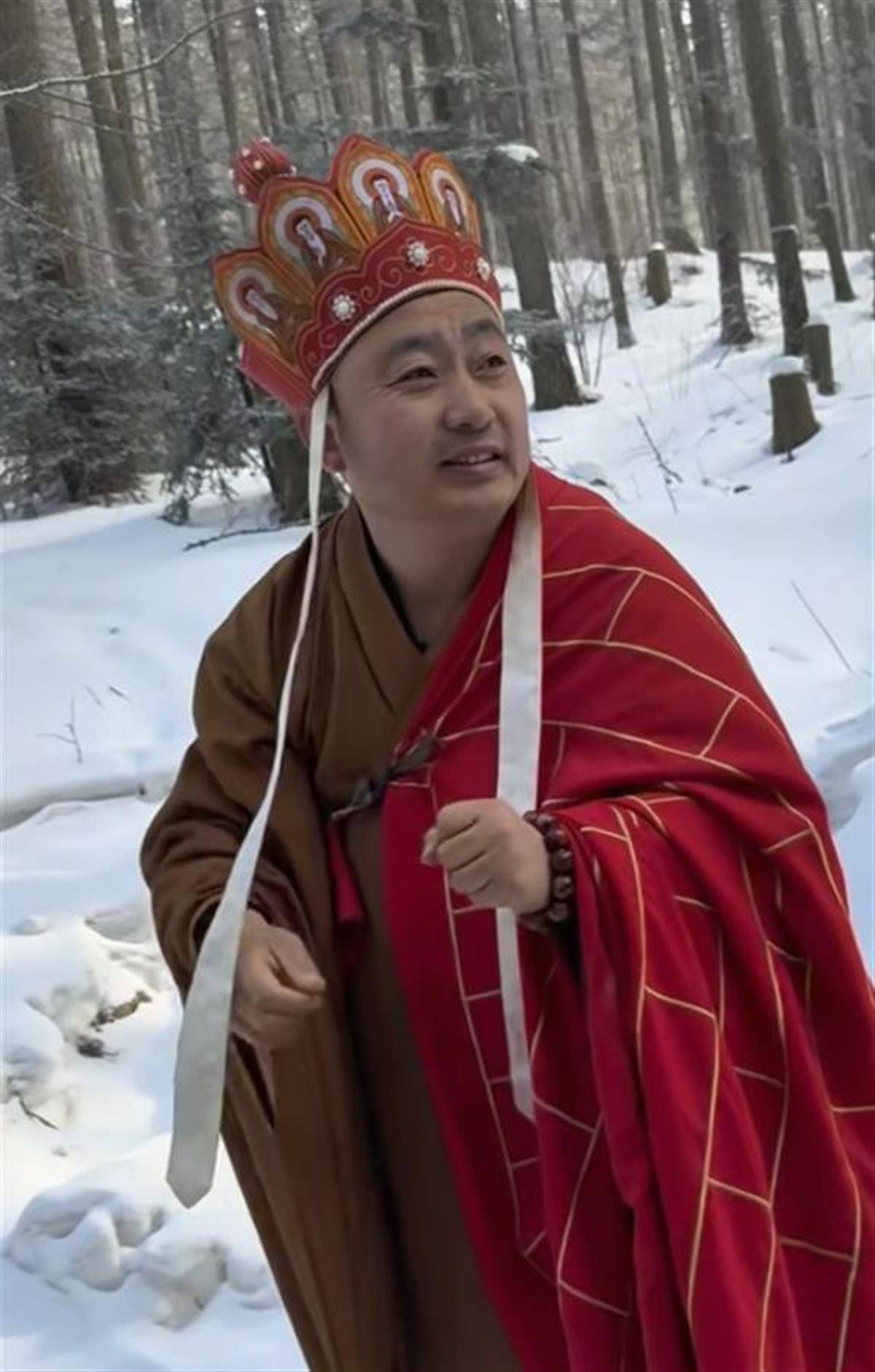 河南网红“越野唐僧”不幸去世<strong></p>
<p>国际原油最新价格价格</strong>,家人:在外地出租屋突发心梗