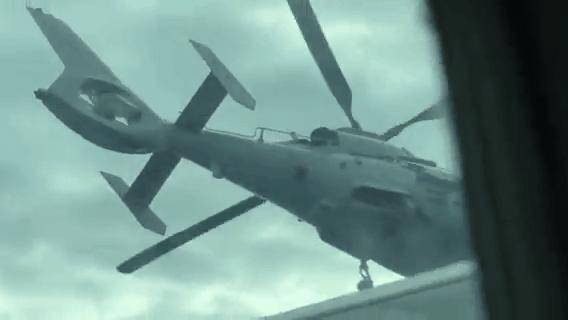 极限三米!黄岩岛中菲空中对峙!武直9强势碾压<strong></p>
<p>国际原油最新价格价格</strong>,菲记者吓得尖叫