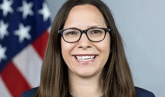 三消息:外交部发声哀悼;多次窜台<strong></p>
<p>国际原油最新价格价格</strong>,她终于被拿下!绝不惯着