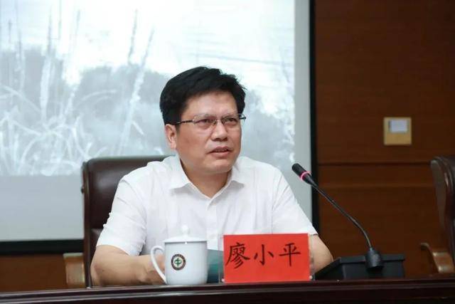 曾“搭班子”的大学党委书记、校长<strong></p>
<p>原油价格行情</strong>,双双被查!