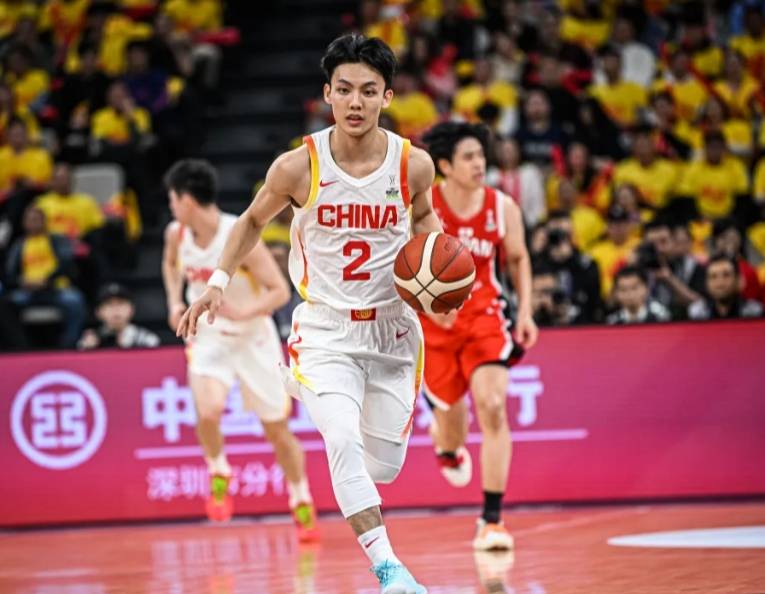 42分大胜<strong></p>
<p>原油价格行情</strong>!亚预赛中国男篮复仇日本 赵睿16+8+5