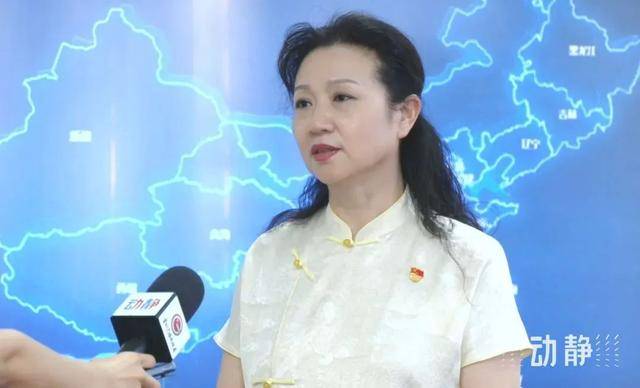 博士女局长<strong></p>
<p>原油下跌原因</strong>，被查