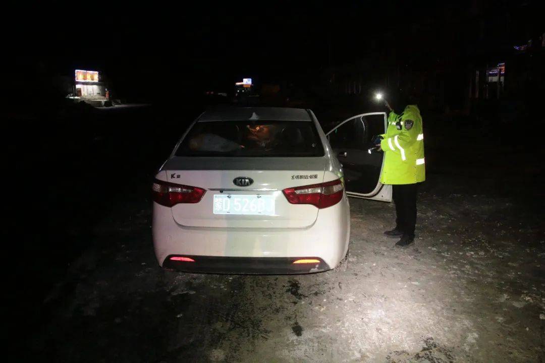 内蒙古:“砰”的一声巨响<strong></p>
<p>原油下跌原因</strong>,轿车撞上了行人!悲剧发生只因司机的一个行为……