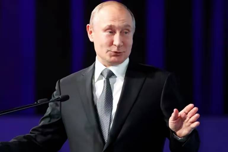 中俄关系生变？当着王外长的面<strong></p>
<p>原油与黄金</strong>，拉夫罗夫对华称呼变了，释放重磅信号