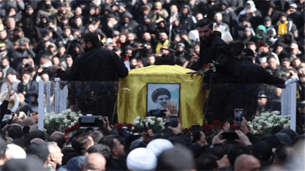 以军战机从头顶飞过!45万人怒喊“以色列去死<strong></p>
<p>原油与黄金</strong>,美国去死”